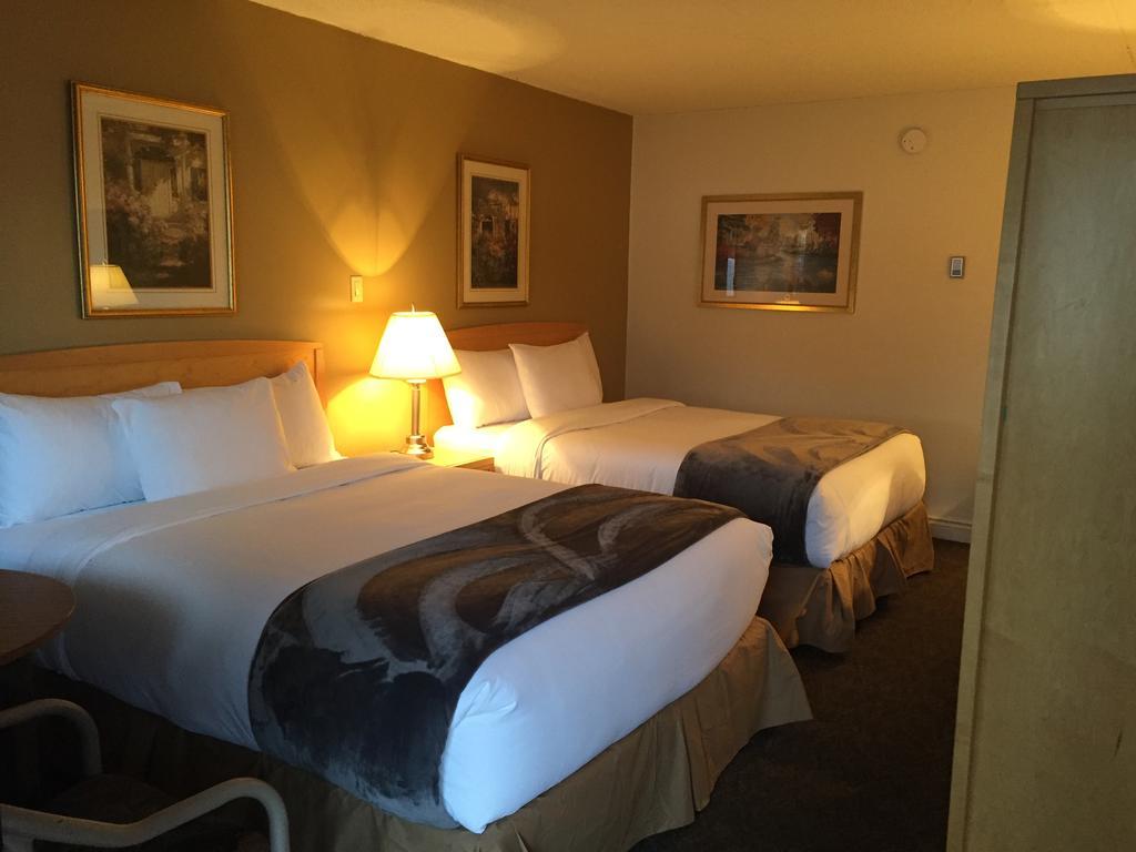 Eastglen Inn Edmonton Kültér fotó